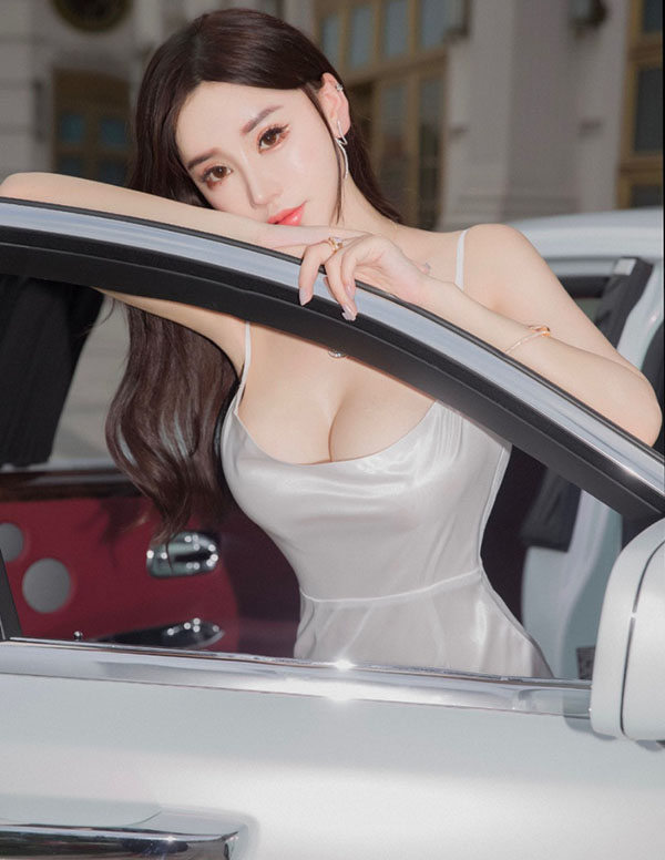 纽约大学生伴游